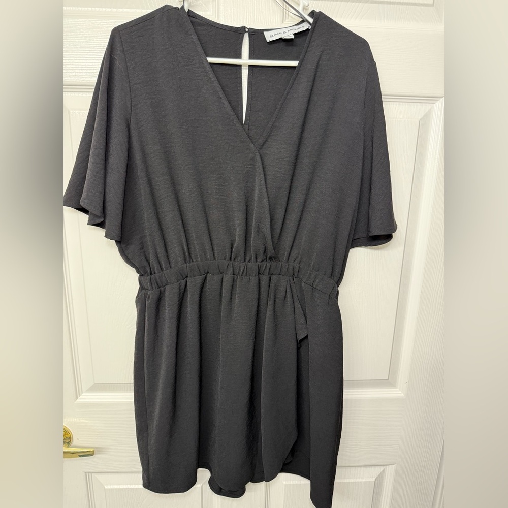 Emma & Michele Charcoal Gray Wrap Style Dress Women’s Size L